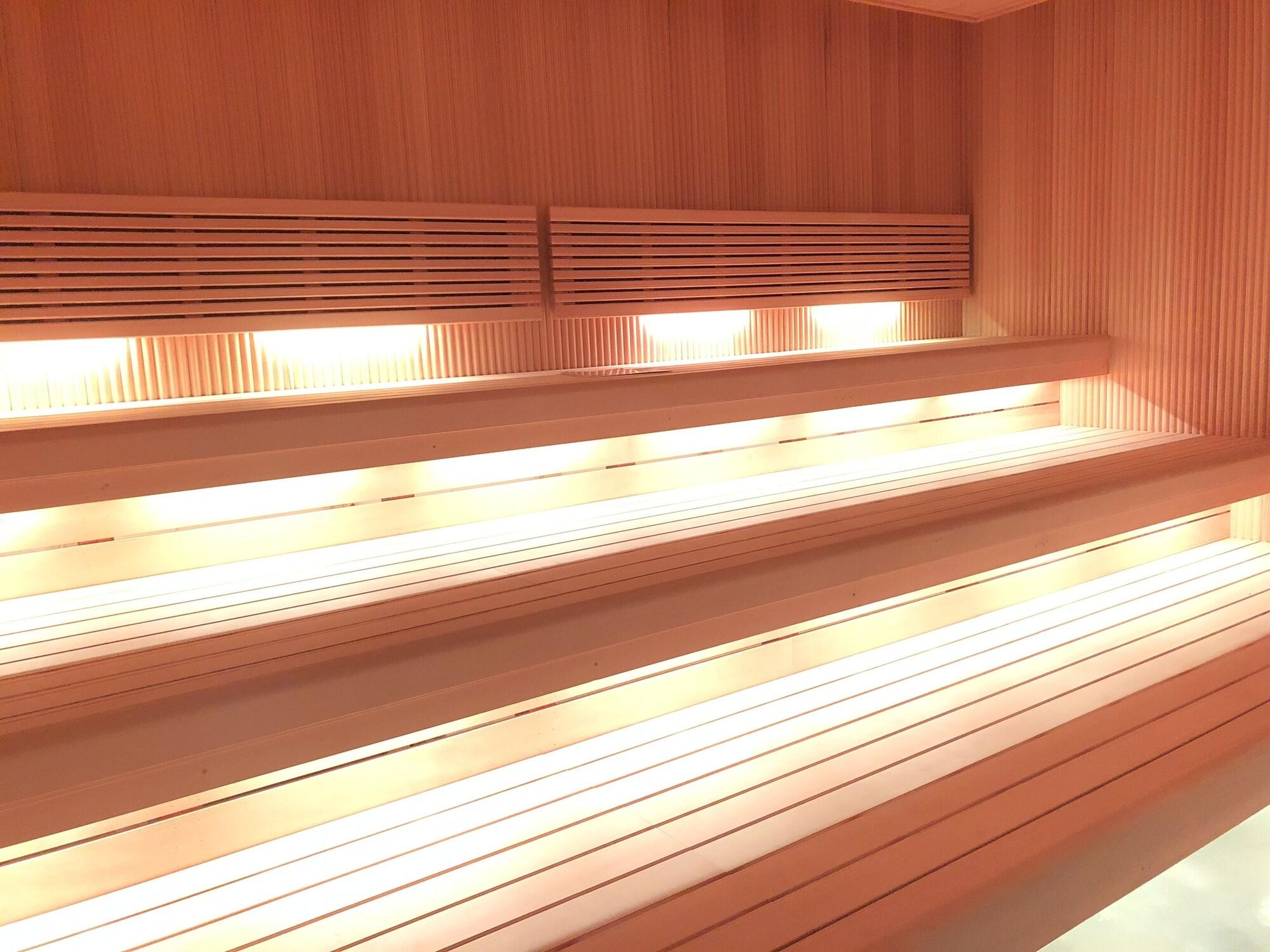 Capsule Inn Osaka - Caters To Men Exterior foto