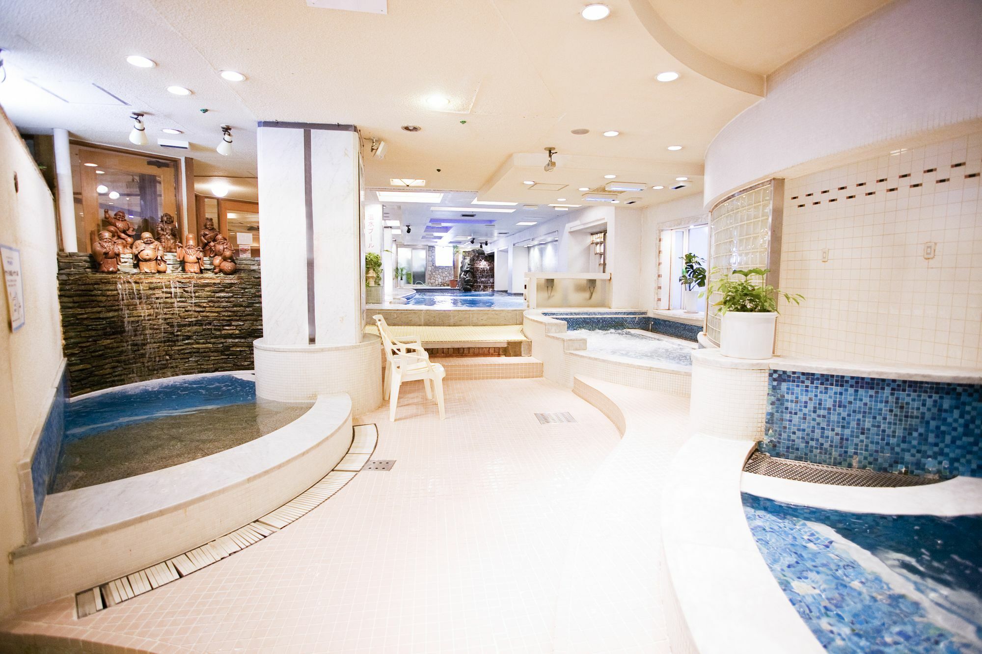 Capsule Inn Osaka - Caters To Men Exterior foto